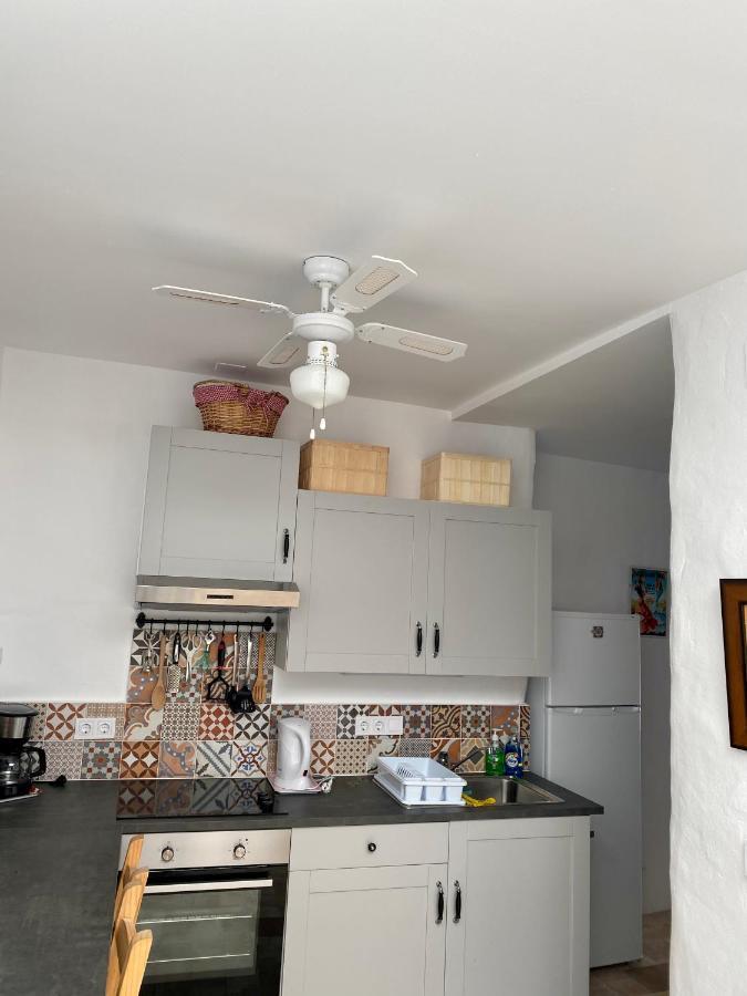 Cheerful One Bedroom Townhouse With Patio Árchez Exteriér fotografie